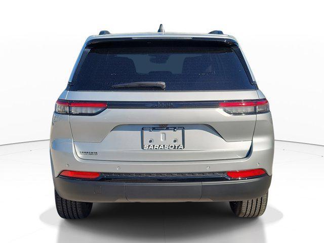 new 2025 Jeep Grand Cherokee car, priced at $37,149