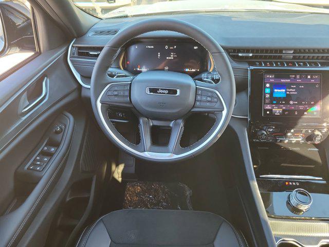 new 2025 Jeep Grand Cherokee car, priced at $37,149