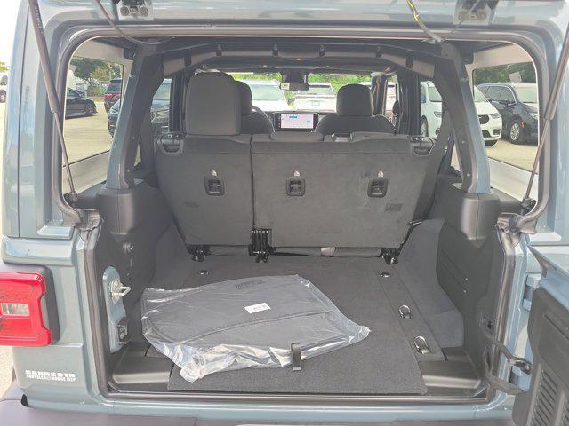 new 2025 Jeep Wrangler car, priced at $47,225