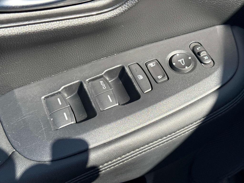 used 2023 Honda HR-V car, priced at $21,294