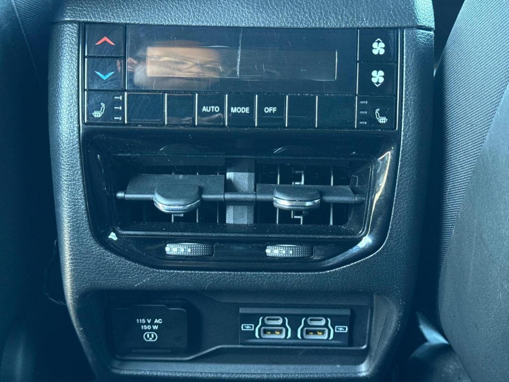 used 2024 Jeep Grand Cherokee L car, priced at $29,995