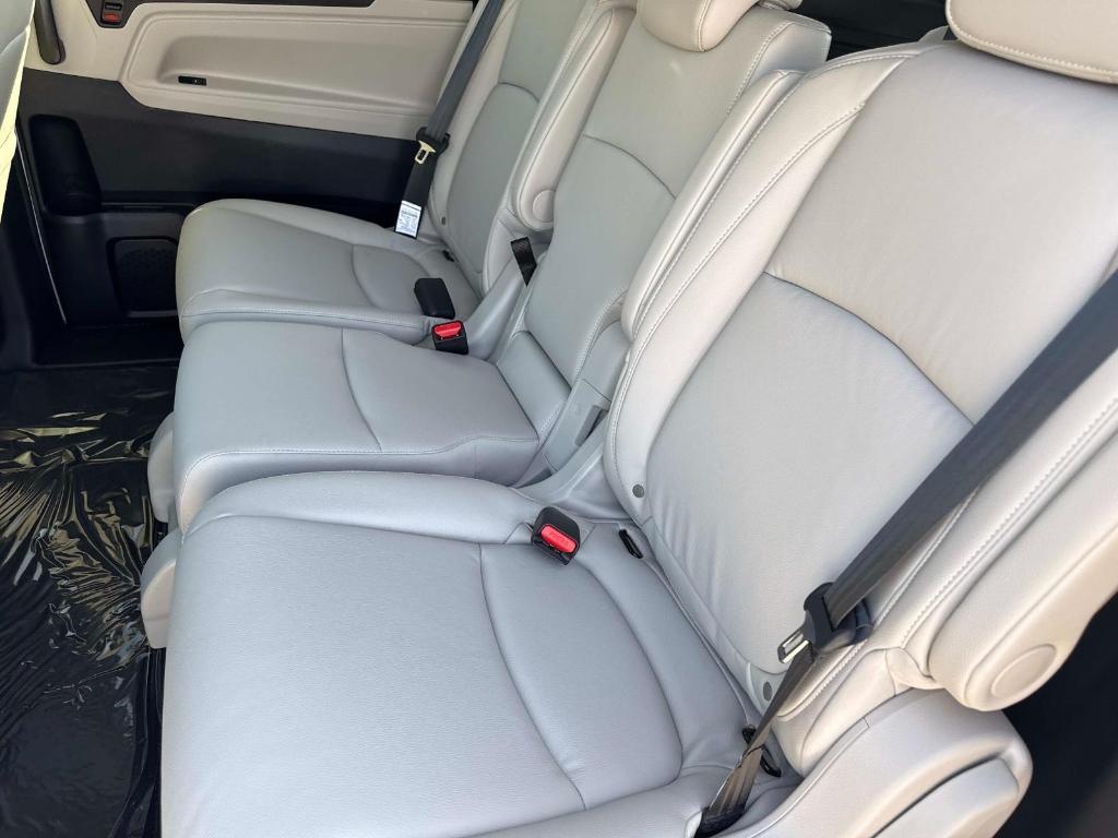 new 2026 Honda Odyssey car, priced at $44,745