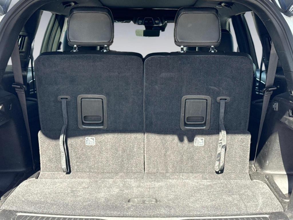 used 2024 Jeep Grand Cherokee L car, priced at $29,995