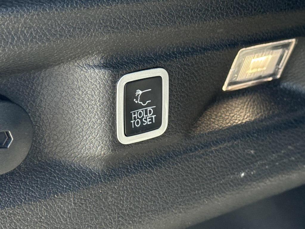 used 2024 Jeep Grand Cherokee L car, priced at $29,995