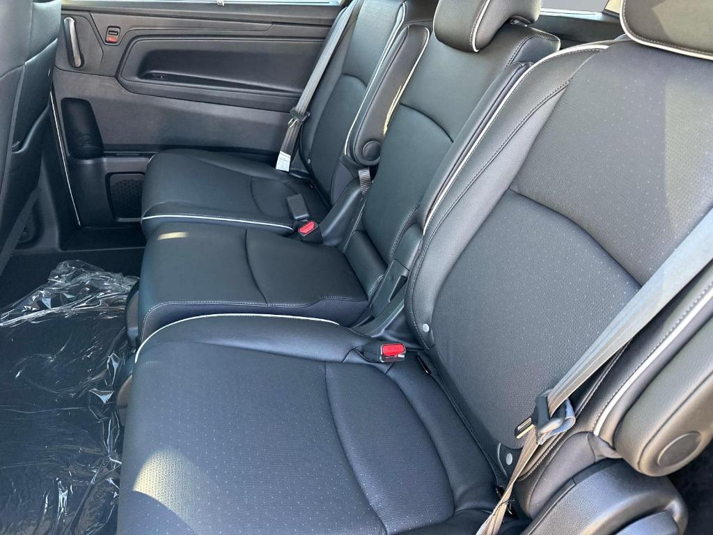 new 2026 Honda Odyssey car, priced at $53,645