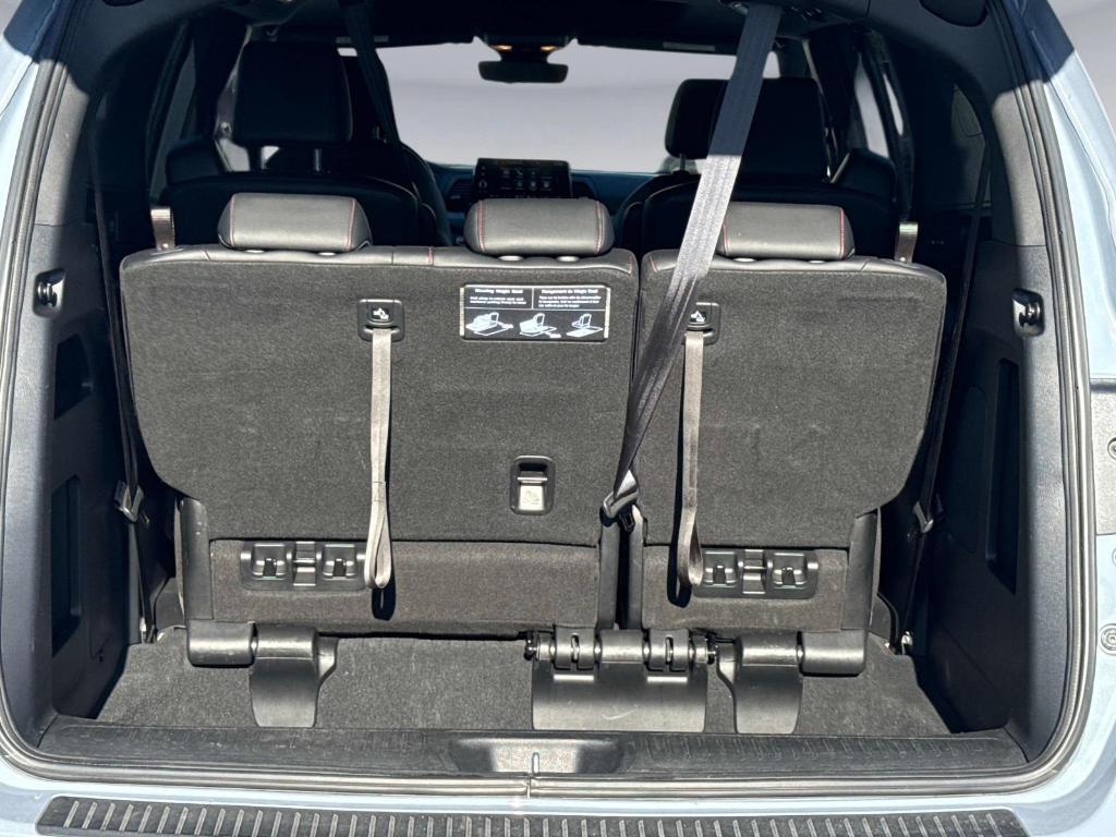 used 2025 Honda Odyssey car, priced at $37,995