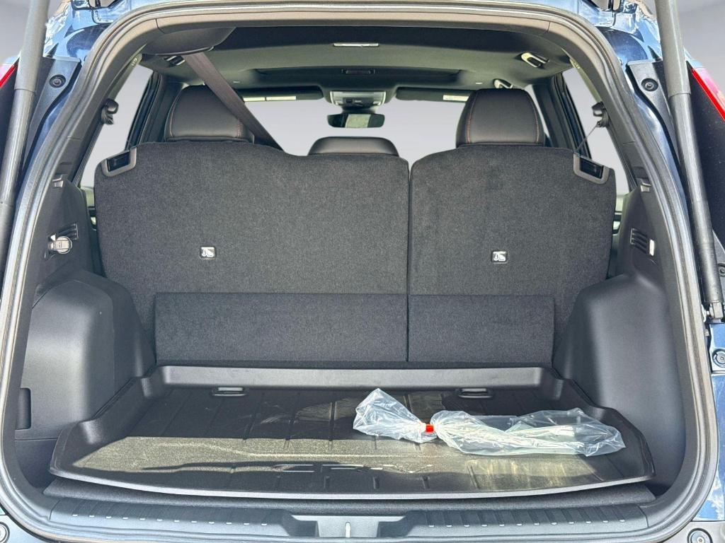 new 2026 Honda CR-V Hybrid car, priced at $43,671