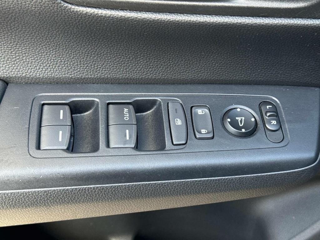 used 2023 Honda CR-V car, priced at $26,995