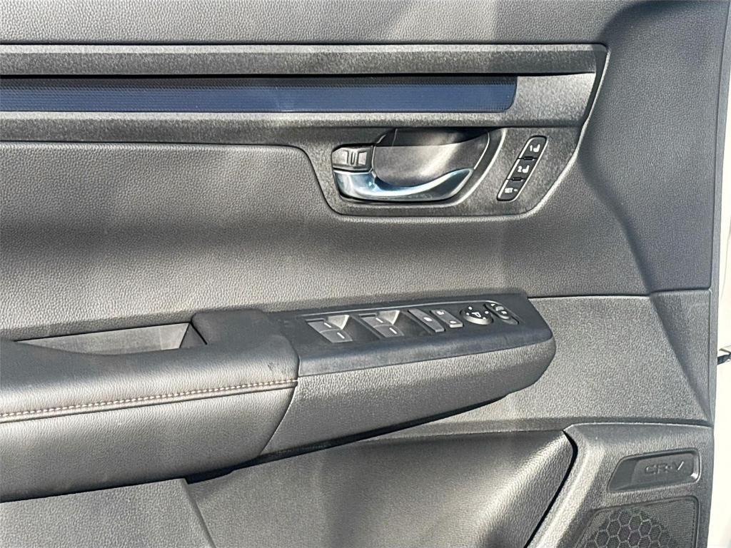 new 2026 Honda CR-V Hybrid car, priced at $40,630
