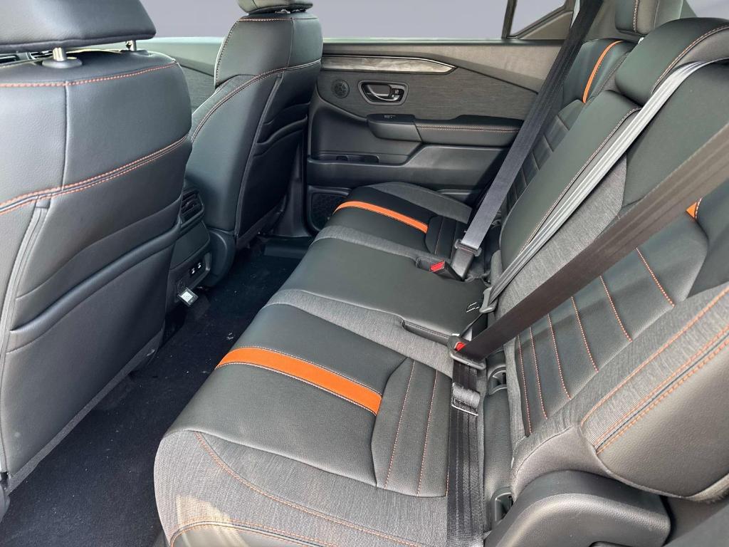 new 2026 Honda Passport car, priced at $50,400