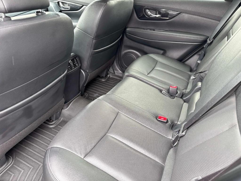 used 2020 Nissan Rogue car, priced at $17,995