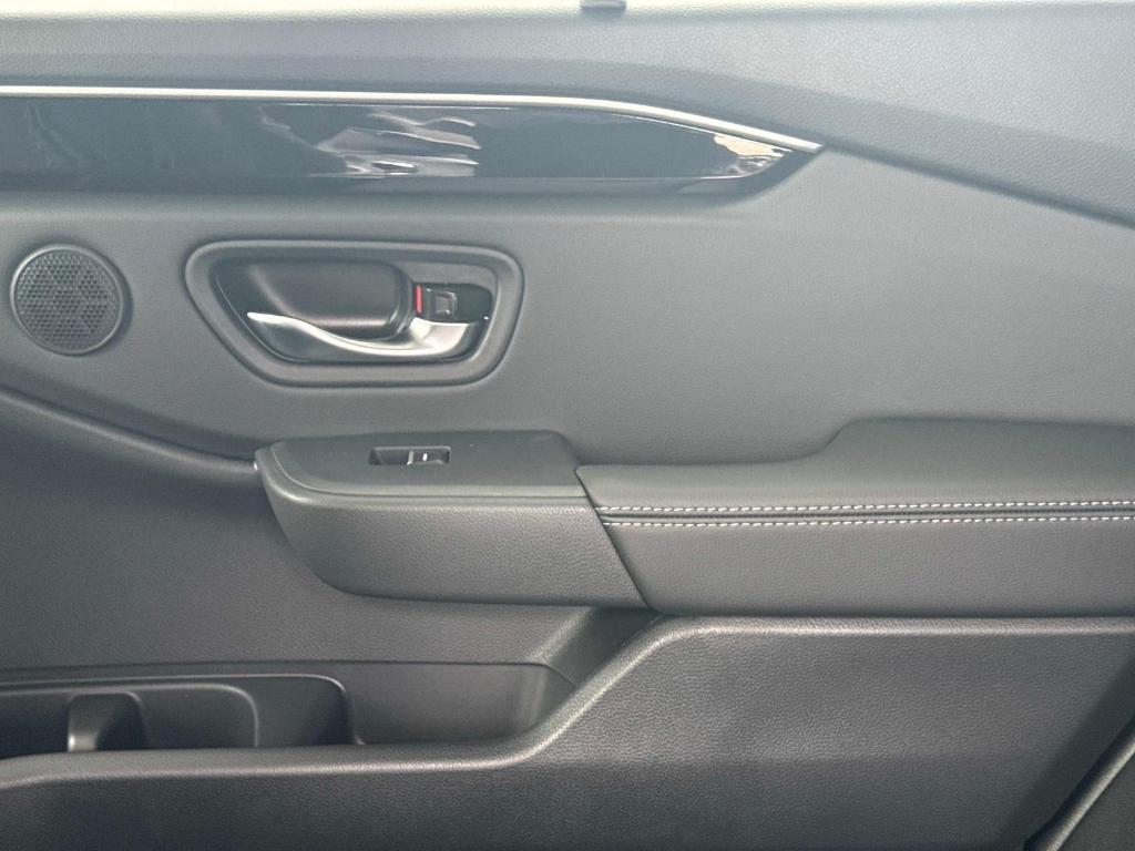 new 2025 Honda Pilot car, priced at $51,495