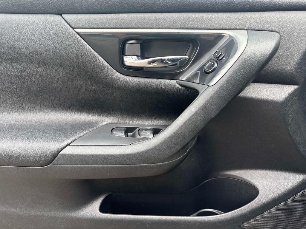 used 2014 Nissan Altima car, priced at $6,992