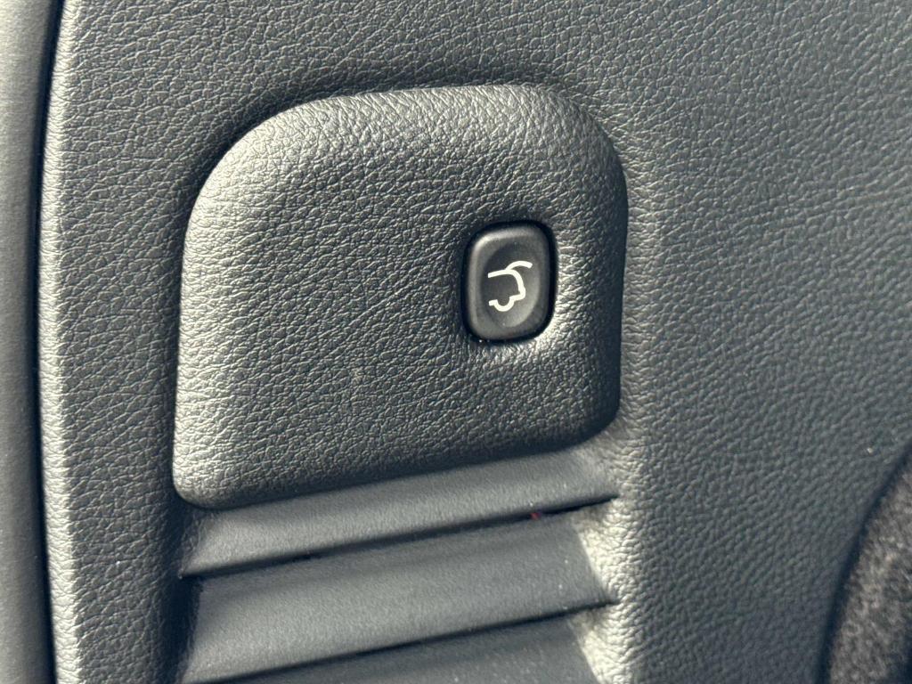 used 2018 Jeep Grand Cherokee car, priced at $16,795