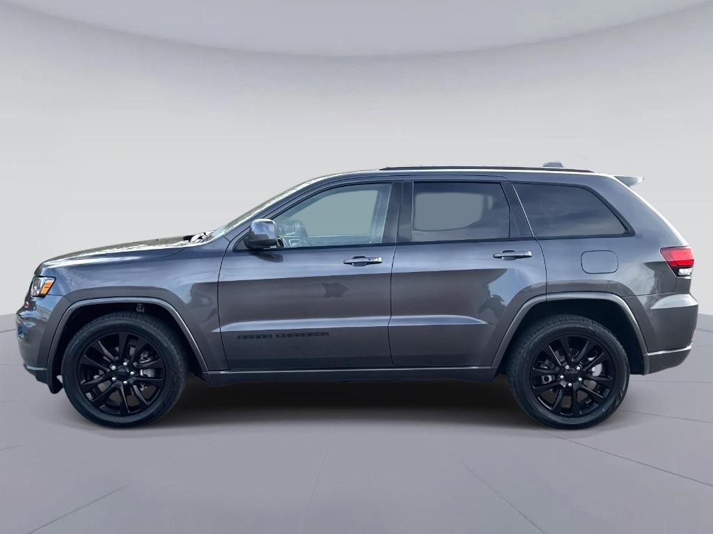 used 2018 Jeep Grand Cherokee car, priced at $16,795