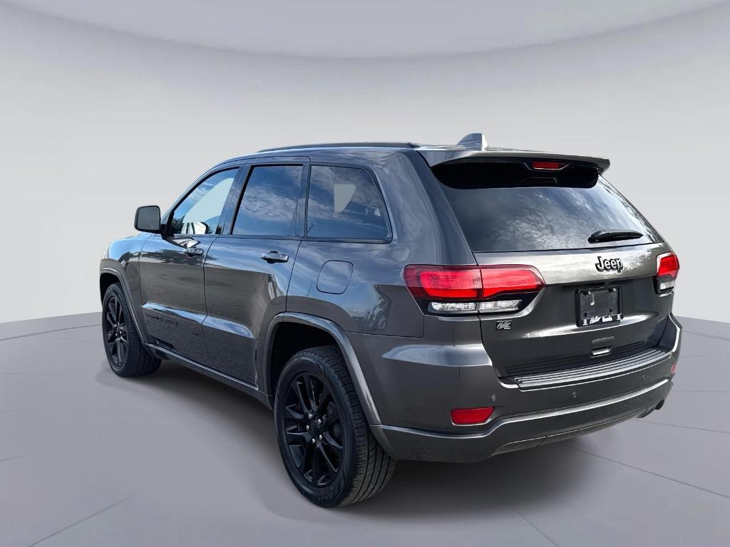 used 2018 Jeep Grand Cherokee car, priced at $16,795