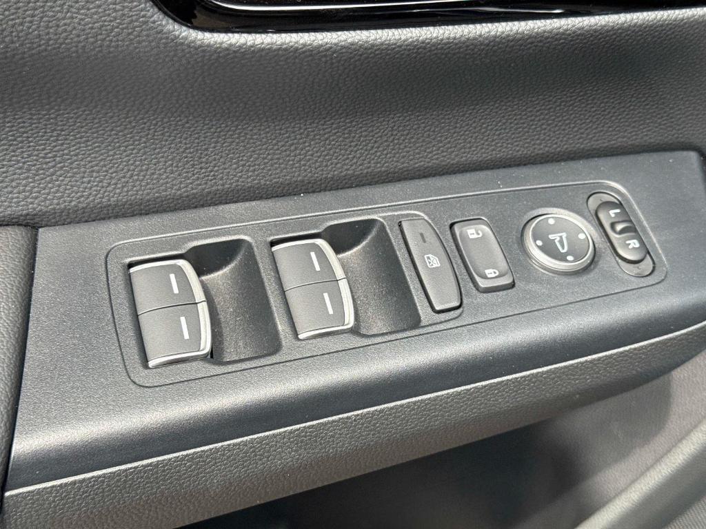 used 2024 Honda CR-V car, priced at $30,595
