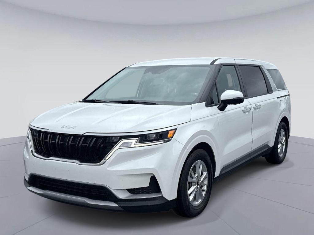 used 2024 Kia Carnival car, priced at $27,995