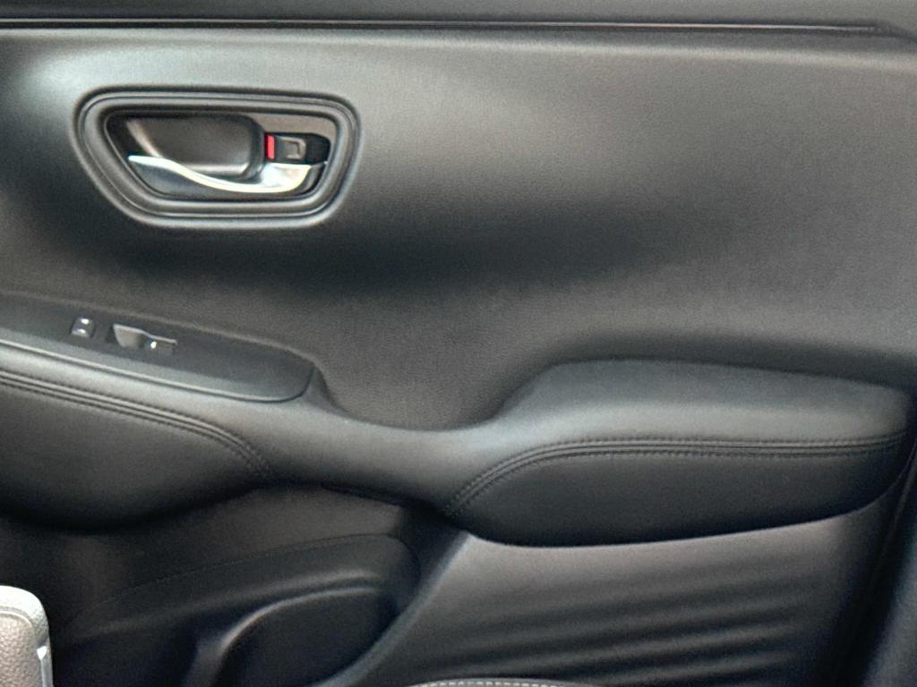 used 2025 Honda HR-V car, priced at $22,895