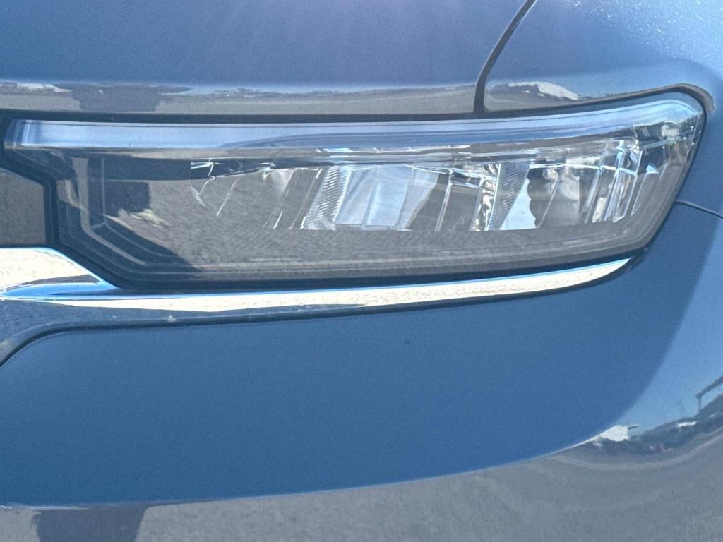 used 2024 Jeep Grand Cherokee L car, priced at $29,595