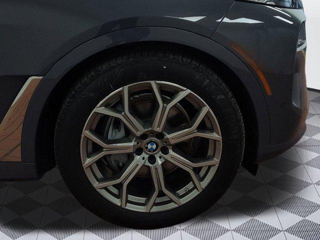 new 2026 BMW X7 car, priced at $96,305