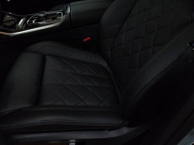 new 2026 BMW X7 car, priced at $99,250