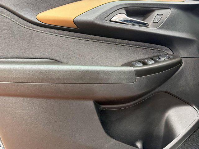 used 2023 Chevrolet TrailBlazer car, priced at $21,747