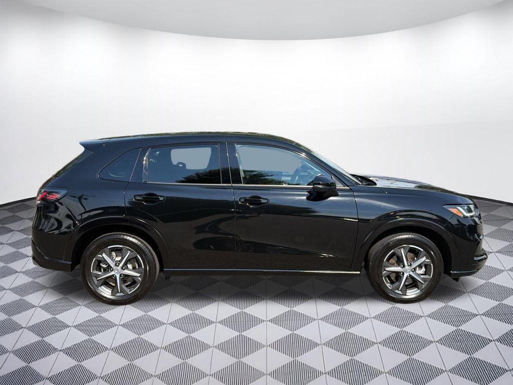 used 2025 Honda HR-V car, priced at $29,847