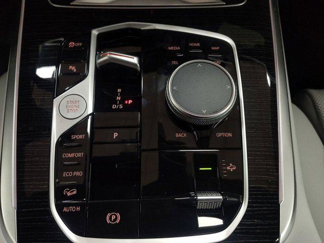 new 2026 BMW X7 car, priced at $99,300