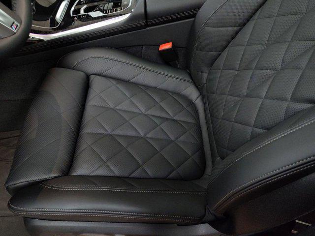 new 2026 BMW X7 car, priced at $102,080