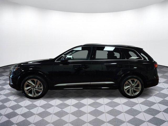 used 2024 Audi Q7 car, priced at $36,987