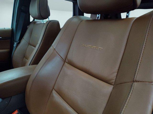 used 2020 Jeep Grand Cherokee car, priced at $29,999