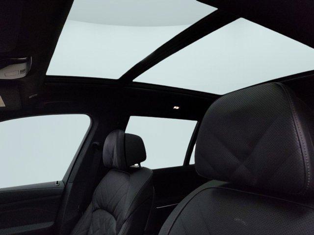 new 2026 BMW X7 car, priced at $94,275