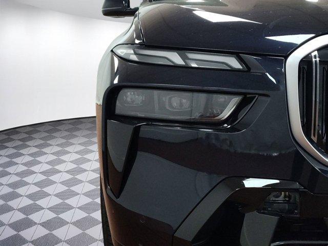 new 2026 BMW X7 car, priced at $94,275