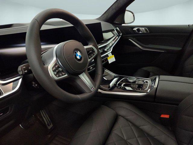 new 2026 BMW X7 car, priced at $94,275