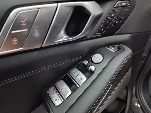 new 2026 BMW X7 car, priced at $96,875