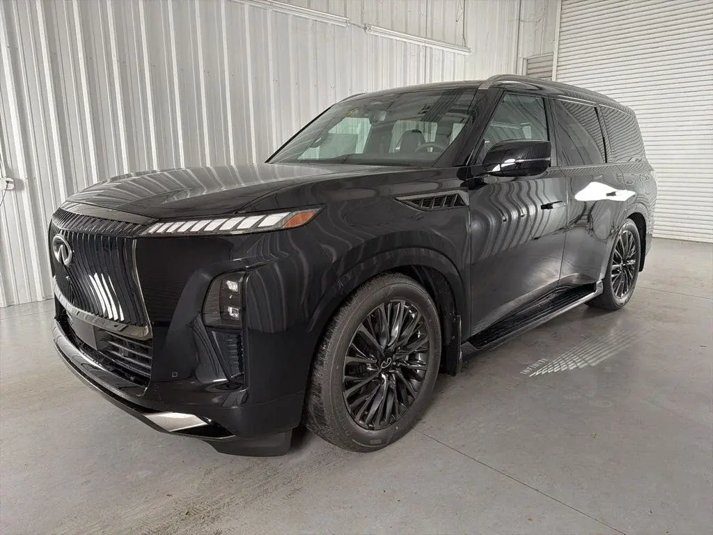 new 2026 INFINITI QX80 car, priced at $107,588