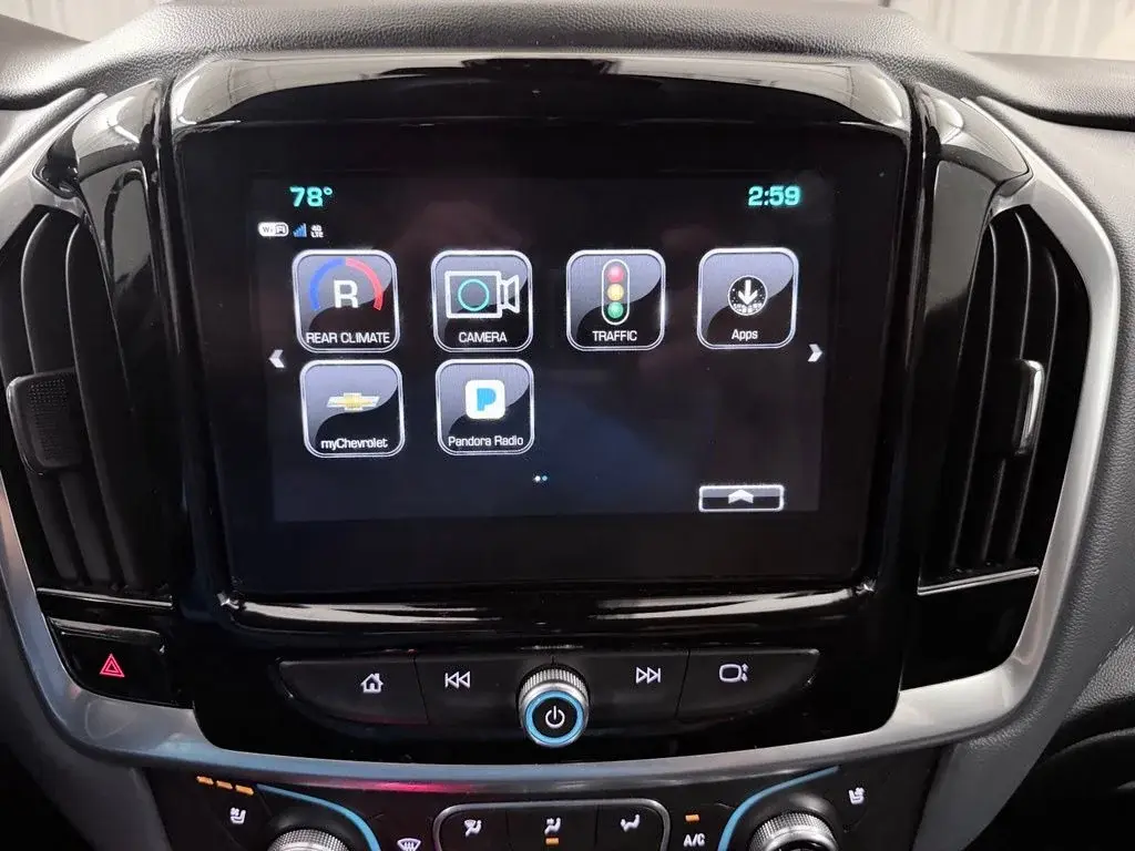 used 2019 Chevrolet Traverse car, priced at $23,732