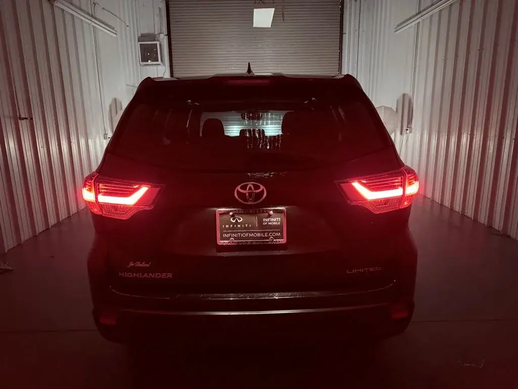 used 2019 Toyota Highlander car, priced at $23,730