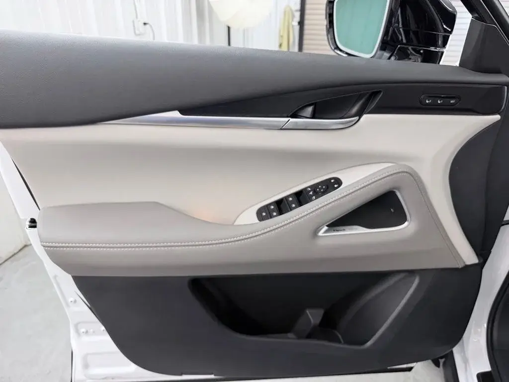 new 2027 INFINITI QX60 car, priced at $70,483