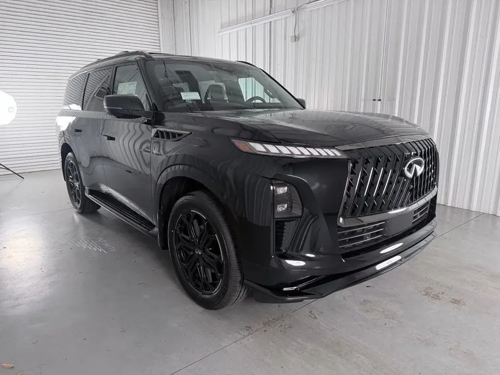 new 2026 INFINITI QX80 car, priced at $96,768