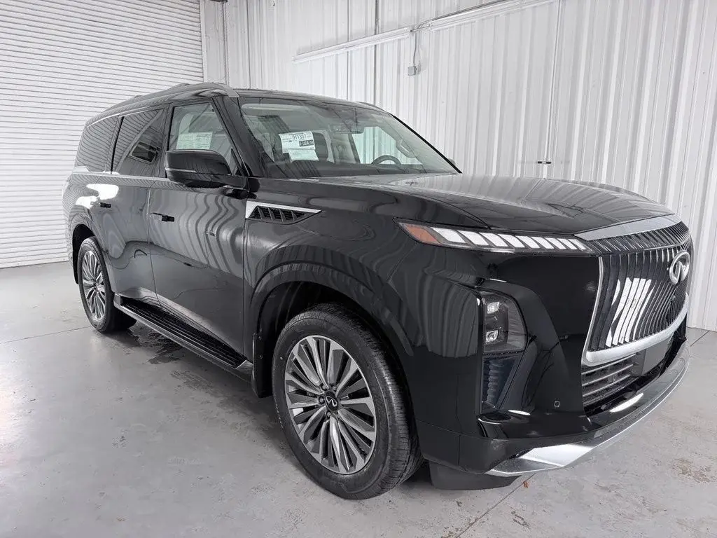 new 2026 INFINITI QX80 car, priced at $86,413