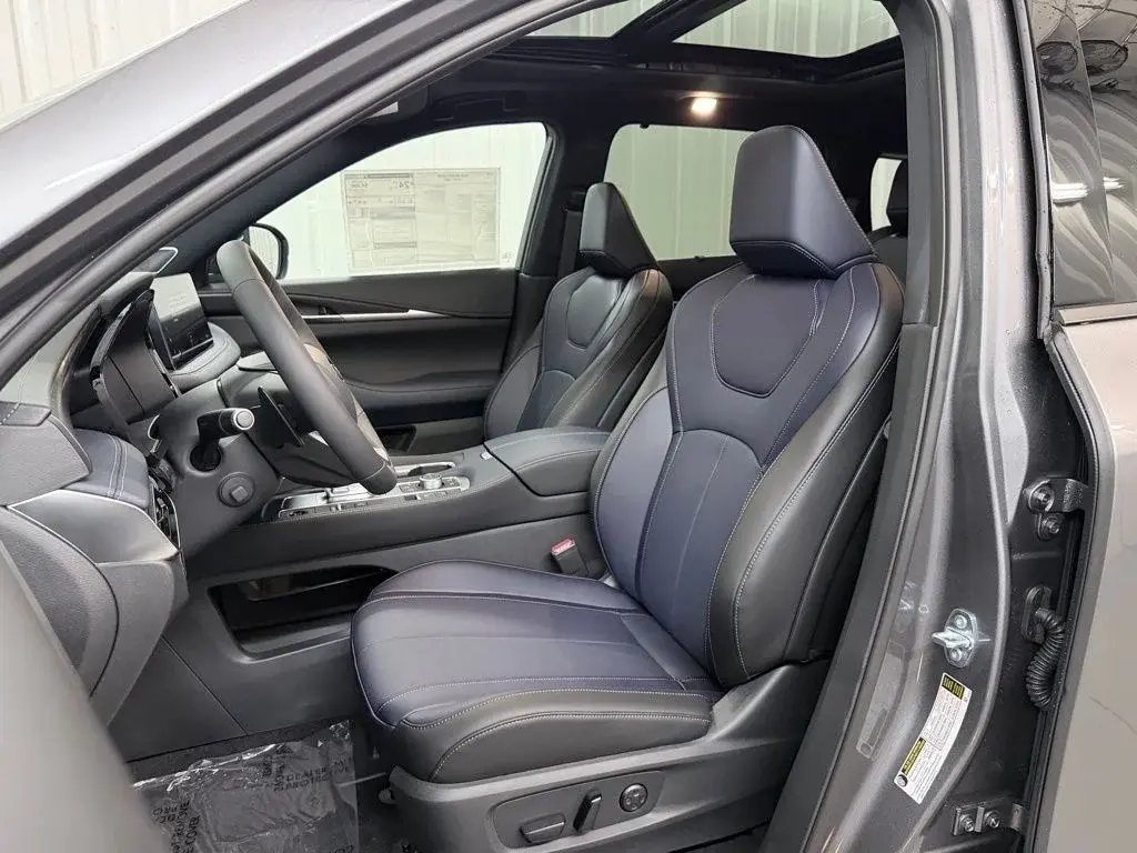 new 2026 INFINITI QX60 car, priced at $61,418