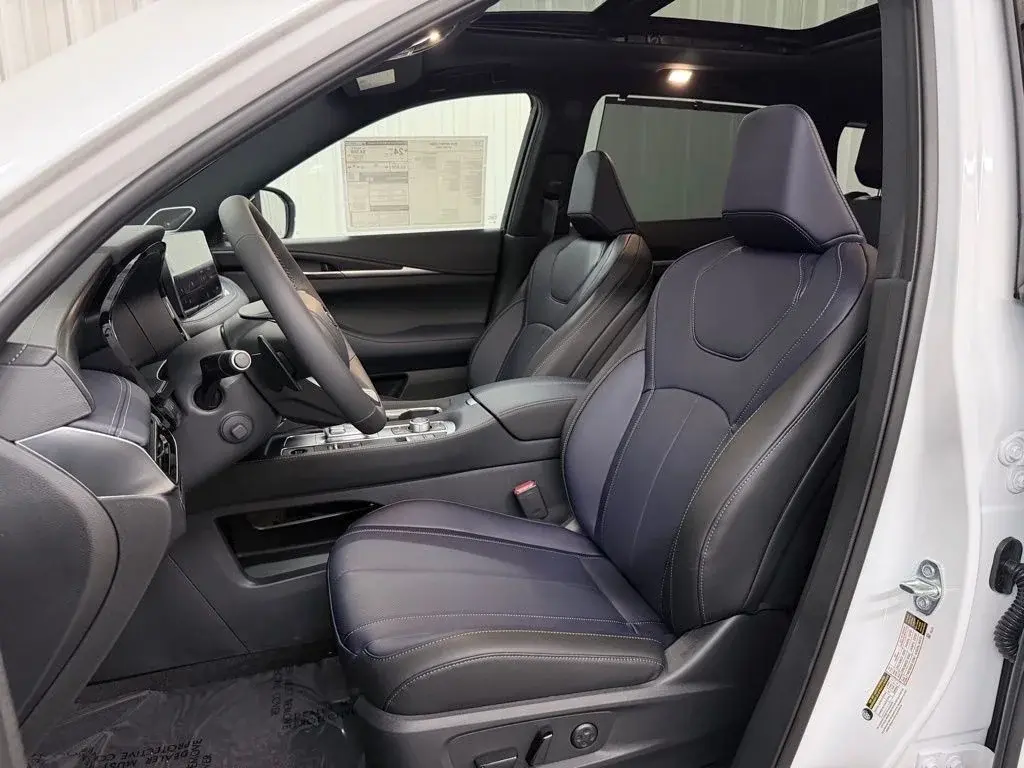 new 2026 INFINITI QX60 car, priced at $62,318