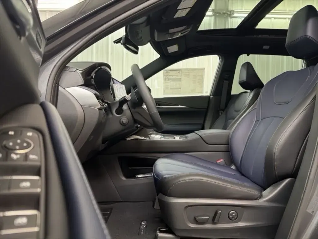 used 2026 INFINITI QX60 car, priced at $55,927