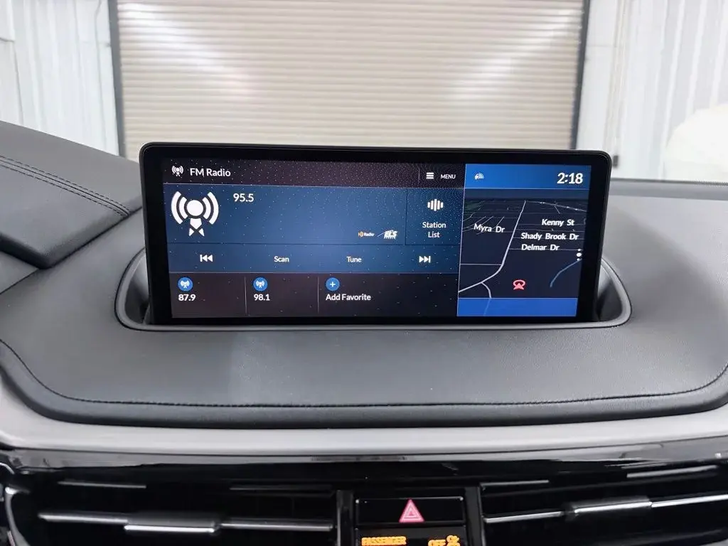 used 2022 Acura MDX car, priced at $31,820
