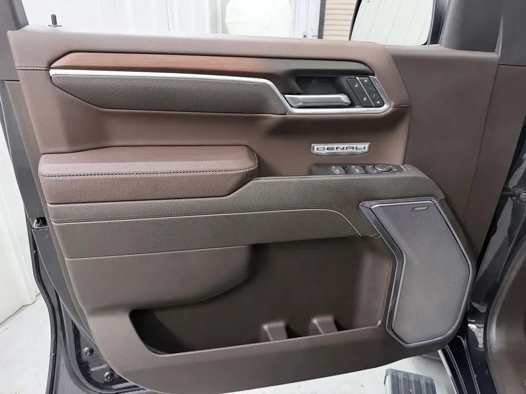 used 2025 GMC Sierra 1500 car, priced at $58,158