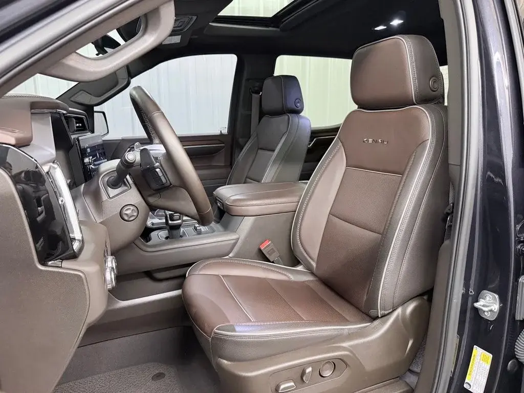 used 2025 GMC Sierra 1500 car, priced at $58,158