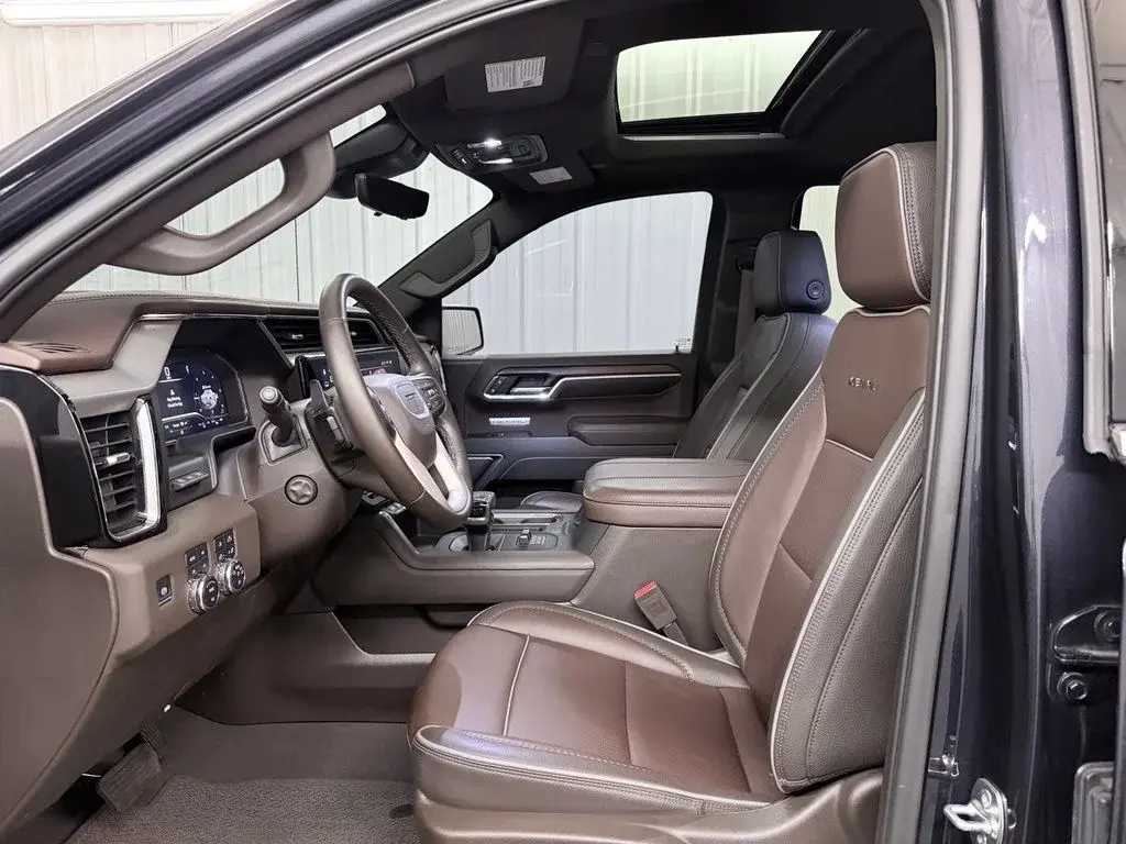 used 2025 GMC Sierra 1500 car, priced at $58,158