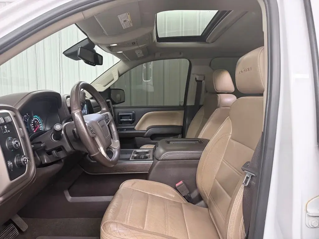 used 2017 GMC Sierra 1500 car, priced at $28,931